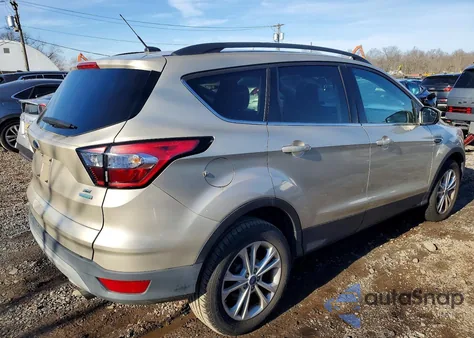 2018 Ford Escape Se z USA, uszkodzony, nr VIN 1FMCU0GD4JUC61731